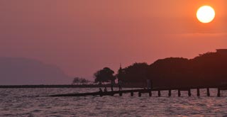 Relaxing, charming beach town famous for its crab meat